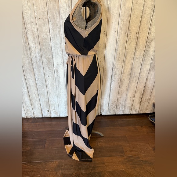 Coldwater Creek Black and Tan Maxi Dress - Picture 7 of 7
